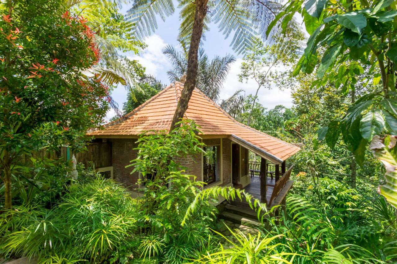 Prana Dewi Mountain Resort Джатилувих Номер фото
